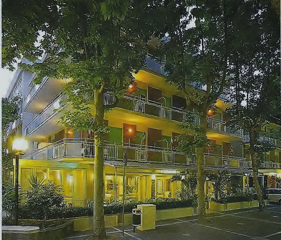 Hotel Arno Misano Adriatico 2*,