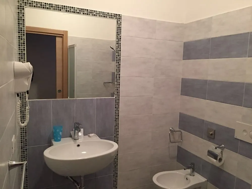 Hotel Arno Misano Adriatico İtalya